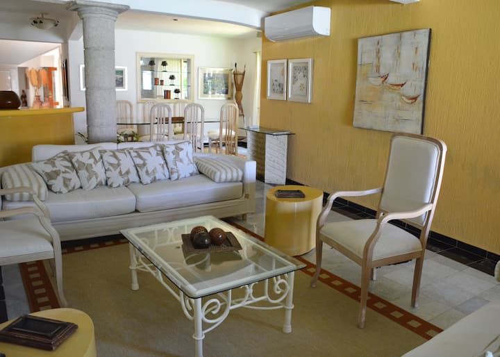 غرفة المعيشة