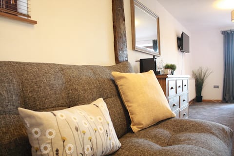 The Black Dog Inn - Family Room #1