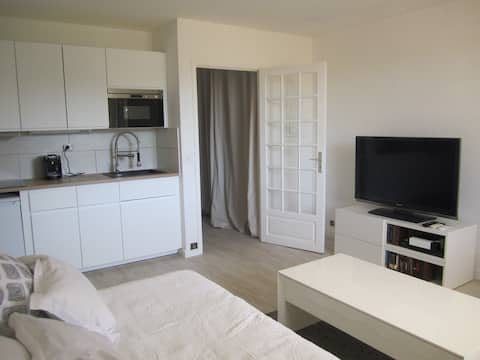 Top Airbnb: SAINT TROPEZ Downtown studio with parking à Saint Tropez