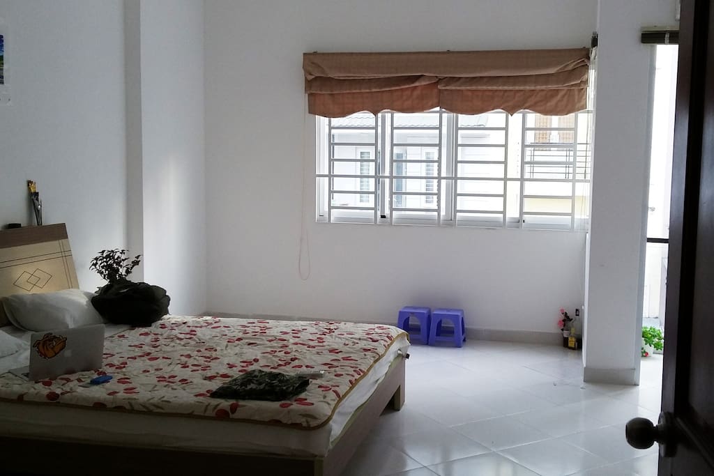 1 more comfortable 90cm bed available.