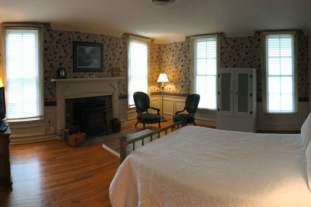 Downstairs James Seaton room built 1884