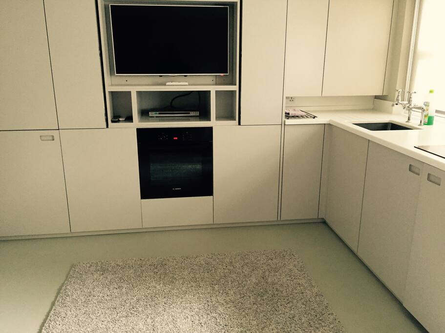 Kitchen area
TV