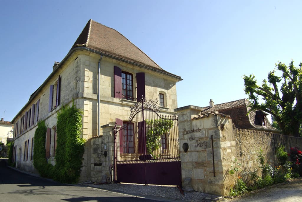 Bastide coté rue