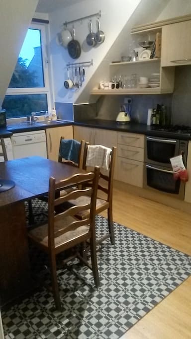 Kitchen with dining table