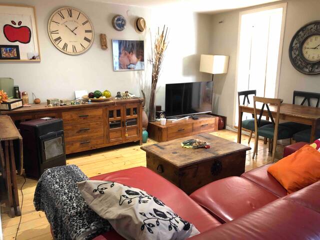 Amazing Attic with terrace- Speed WIFI gallery image 2