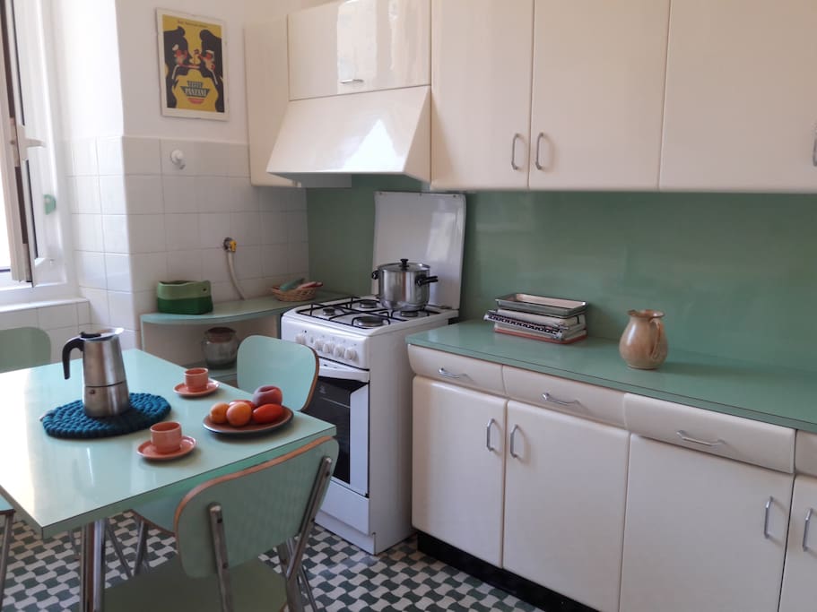 50's kitchen!