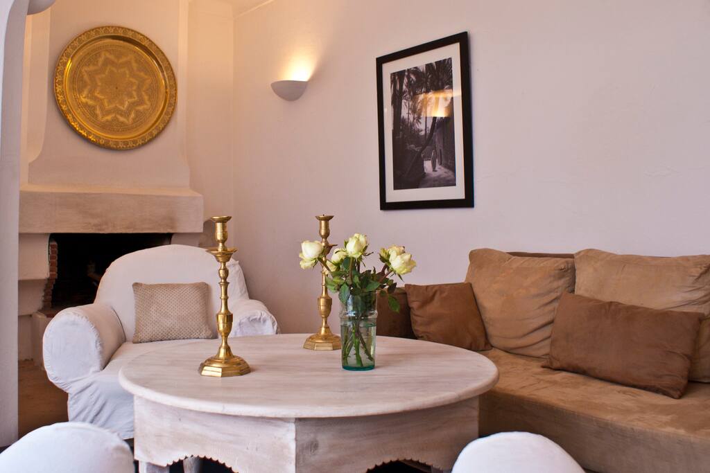 lounge earea