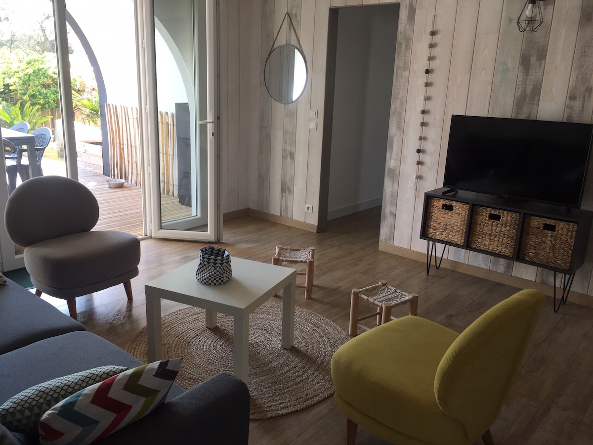 Annuncio Airbnb popolare: House with beautiful terrace 200 m from the ocean a Nouvelle Aquitaine