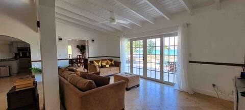 Pelican Beach Villas 1