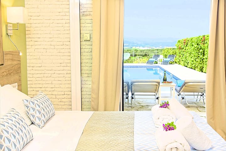 กลุ่ม HotelPraxis