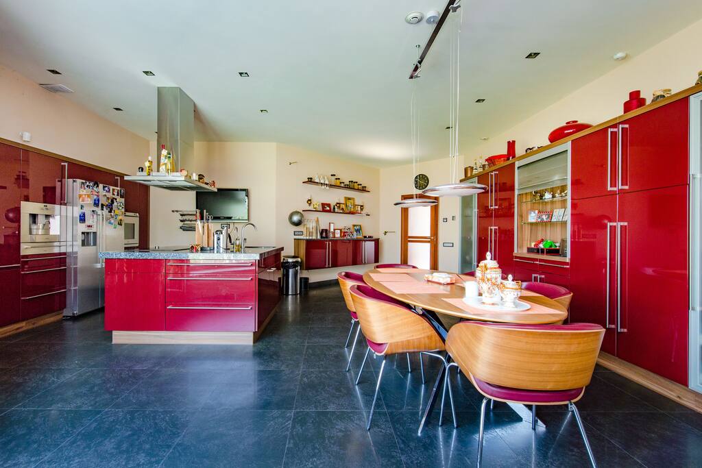 Kitchen area