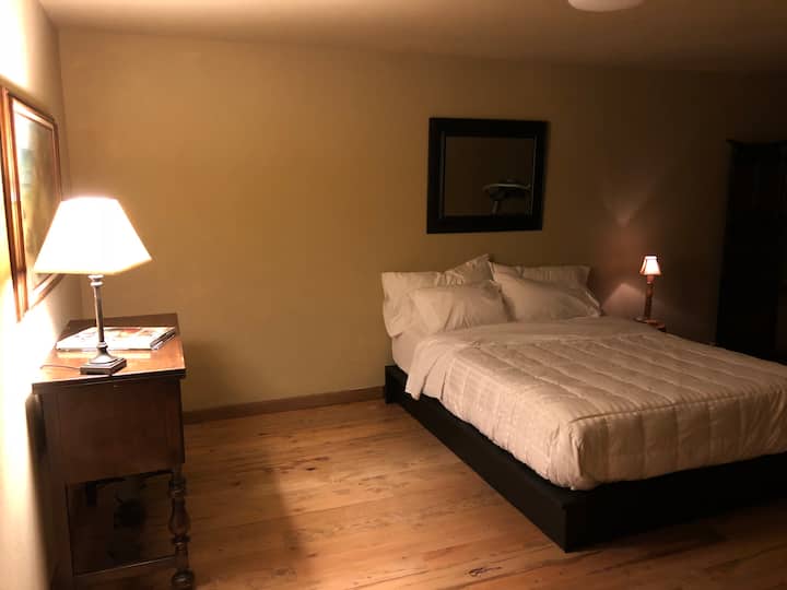 Երկրորդ ննջասենյակ