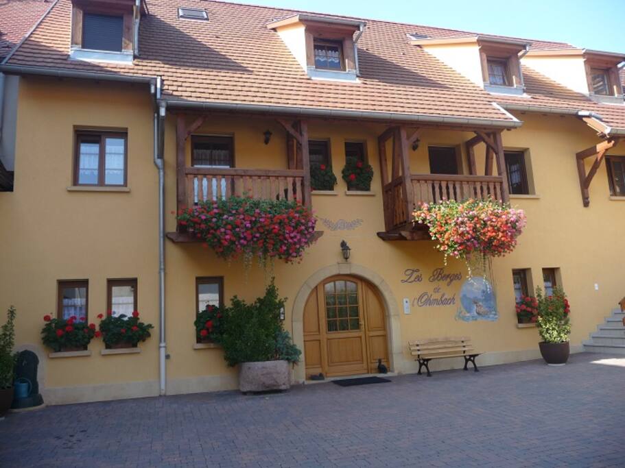 Façade