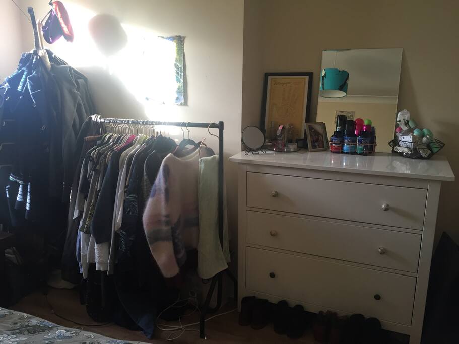 Hanging space and coat rack