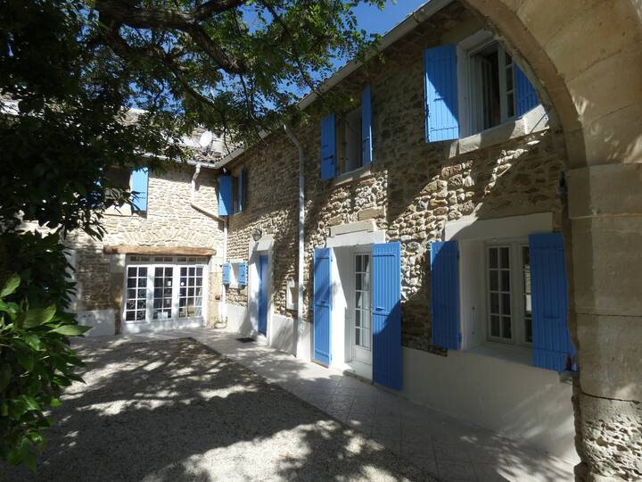 Gite De Groupes Mas Provençal - Valréas