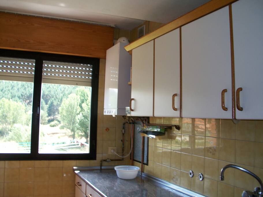 Cocina completamente equipada