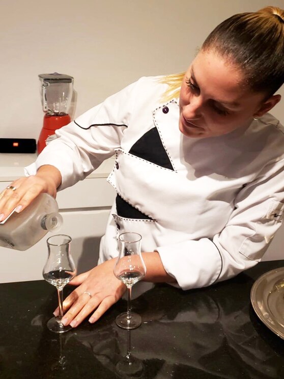 Mostrar imagem fornecida pelo anfitrião em ecrã inteiro