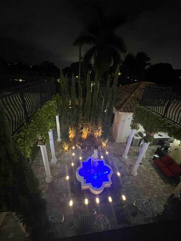 Beachside Opulence – Stunning 6-Bed Luxury Retreat gallery image 2