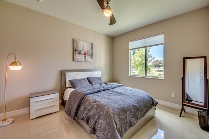 Guest Bedroom with Queen Size bed