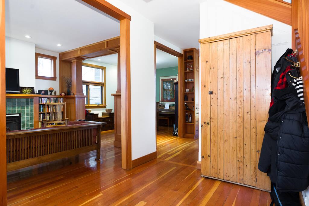 Recently renovated arts & crafts interior.