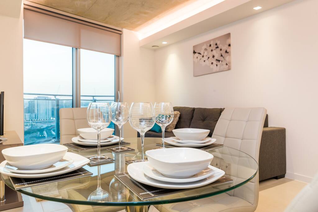 Dinning and lrelaxing