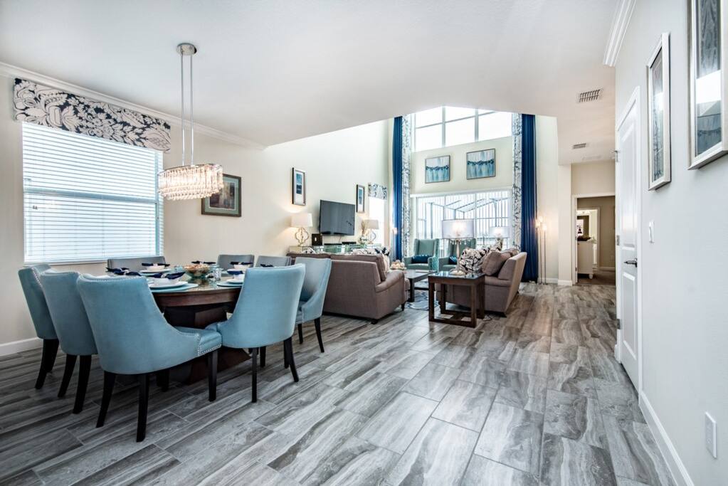 4755KingsCastleCir-6