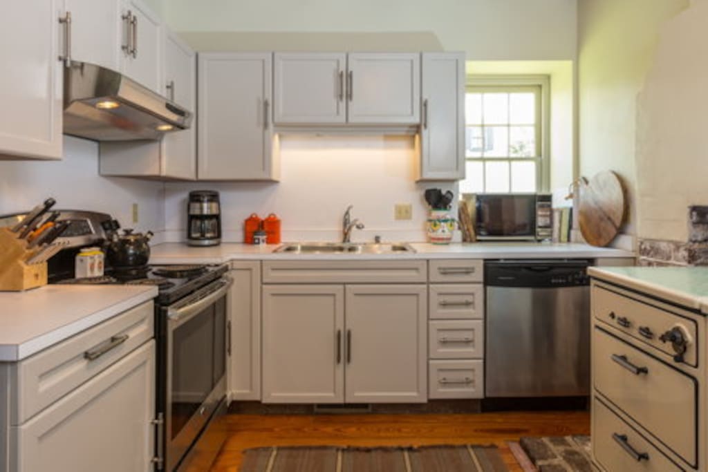 Fully equipped kitchen