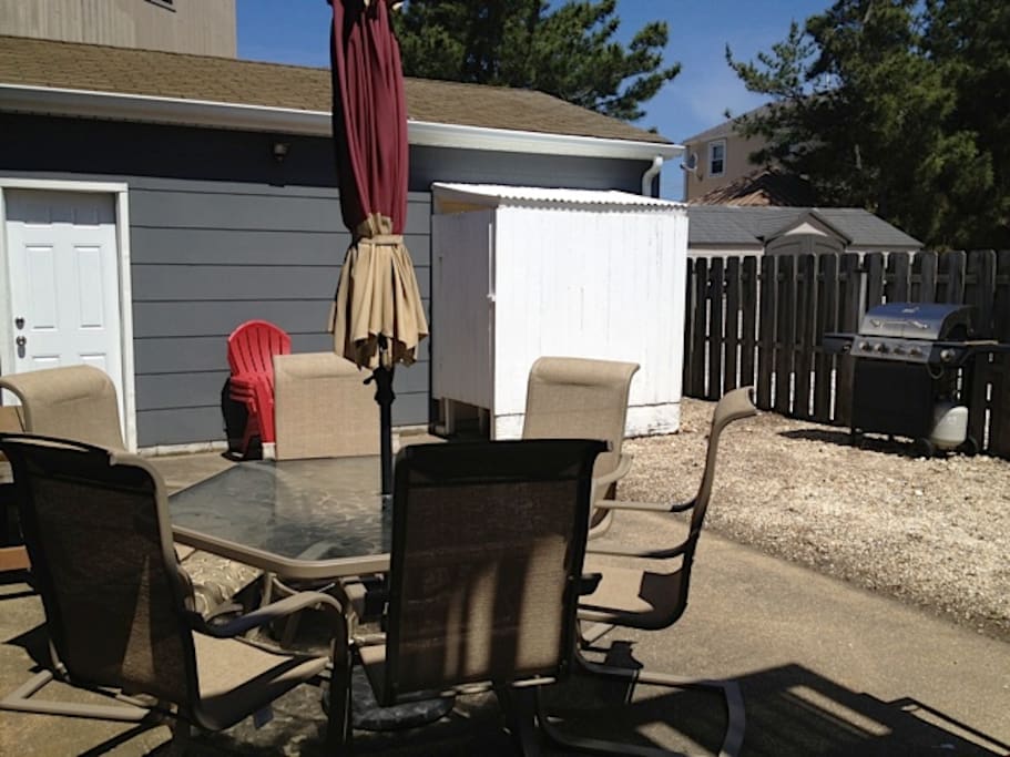 1nd Fl patio area