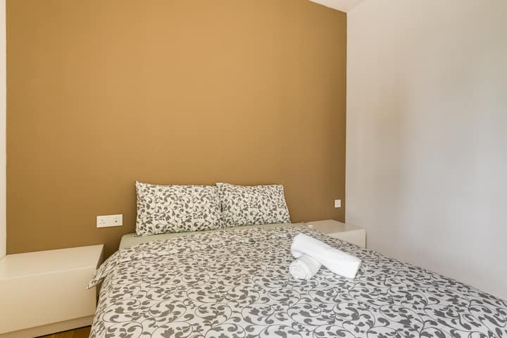 غرفة النوم 1