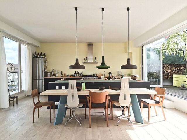 207 sqm artist penthouse