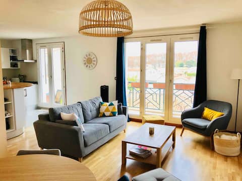 Grande chambre privée dans duplex avec vue