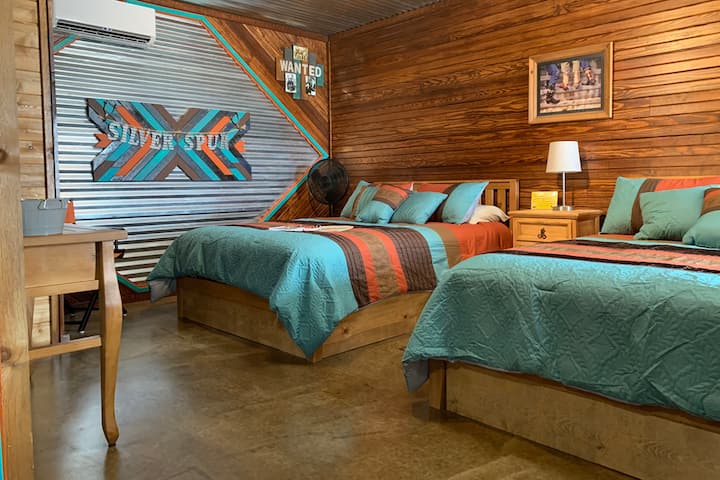 Silver Spur Cabin Wichita Mountains Cache Lawton - Cabins for Rent in ...
