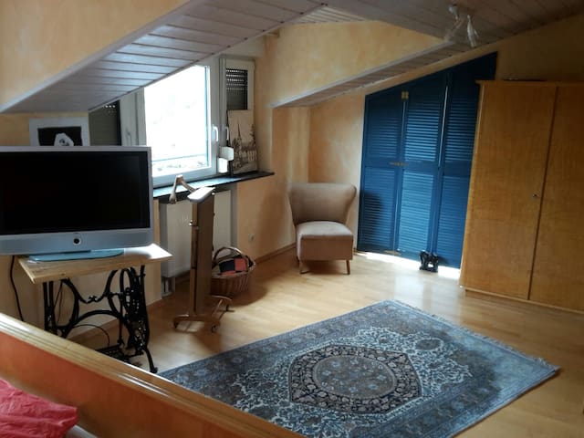 Ruhige Unterkunft in einem Ortsteil Altdorf