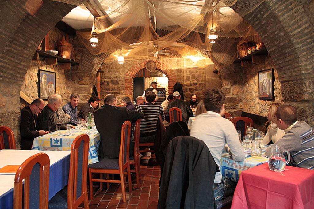 Restaurant "Konoba Feral"