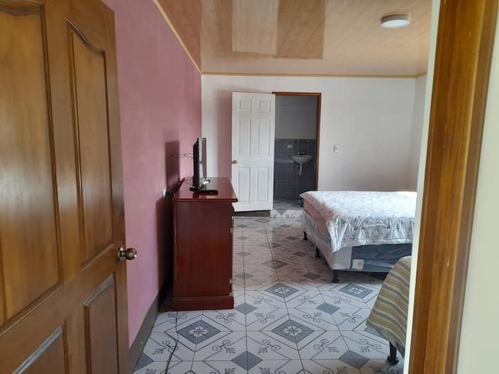 غرفة النوم 1