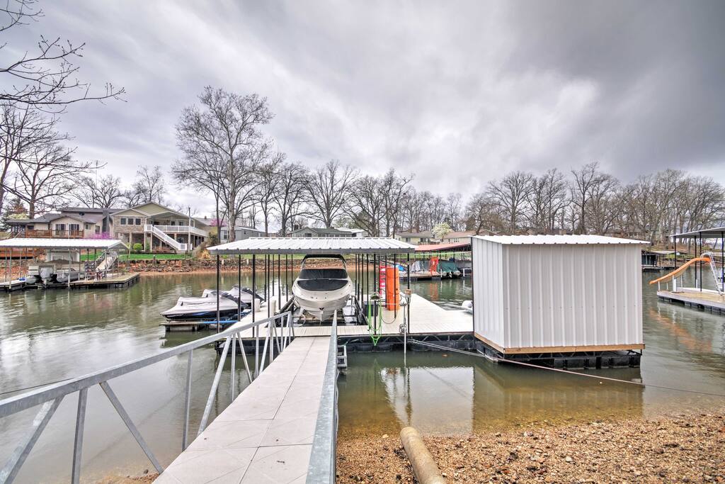 You'll have easy access to swimming from the waterfront platform!