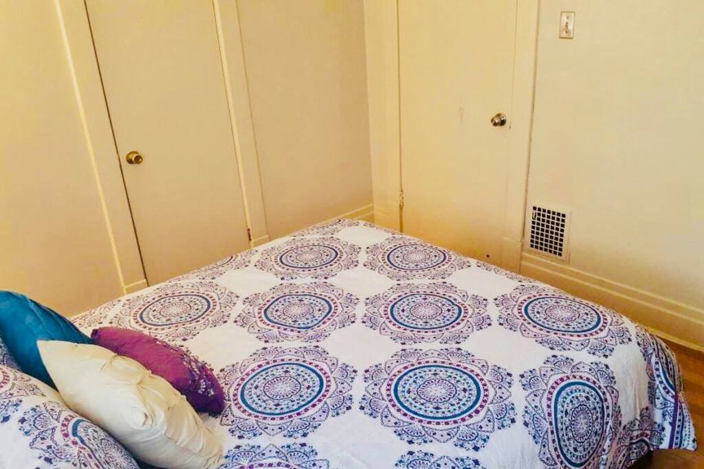 Comfy queen-sized bed!