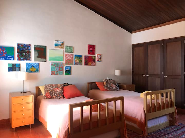 Kinderzimmer im obersten Stockwerk 2/3 Betten