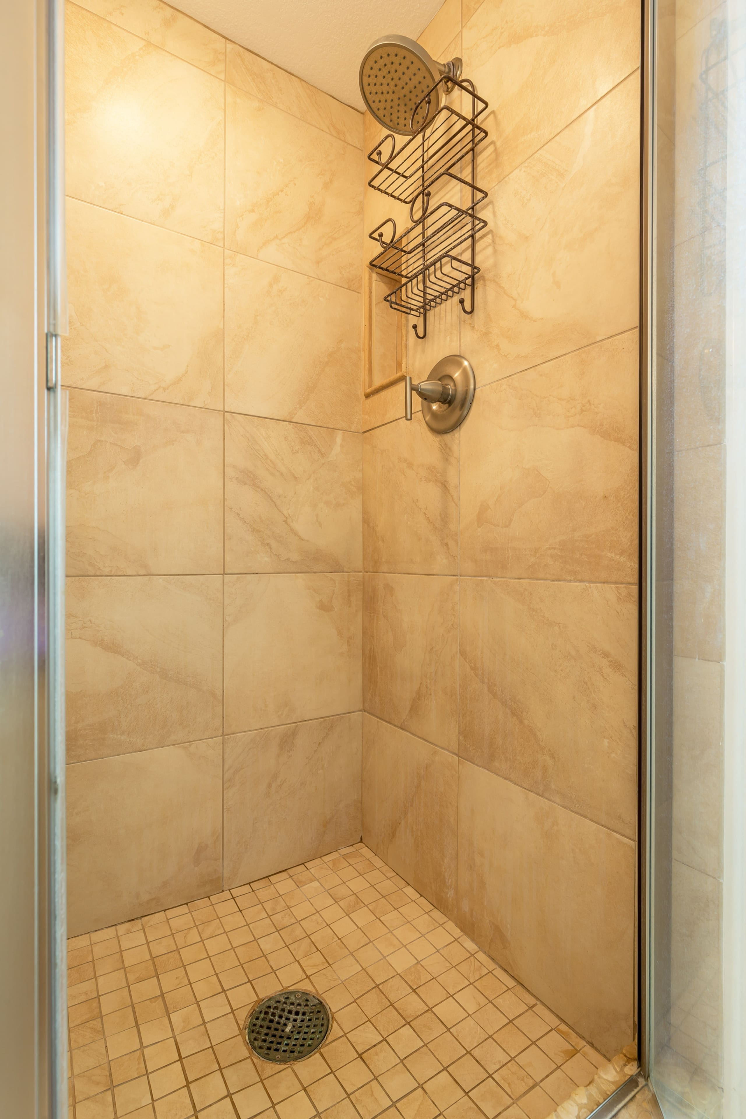 Rare Single Level 2 Bedroom With 2 Lanai's-AC - Image 22