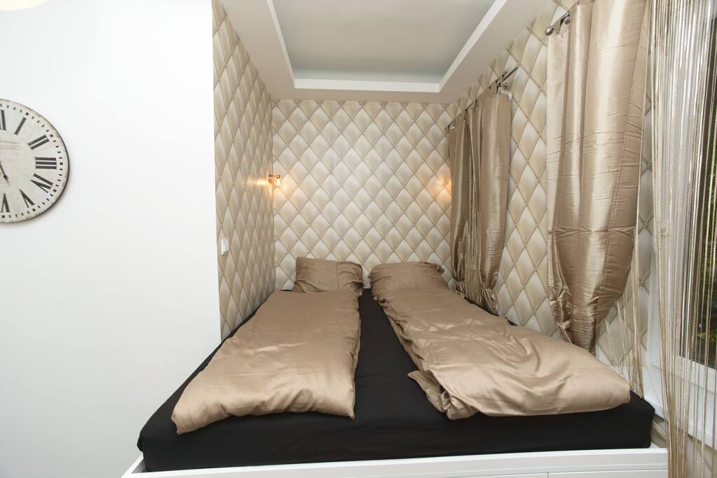 2 bedroom