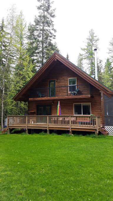 Back Deck and Yard Area
