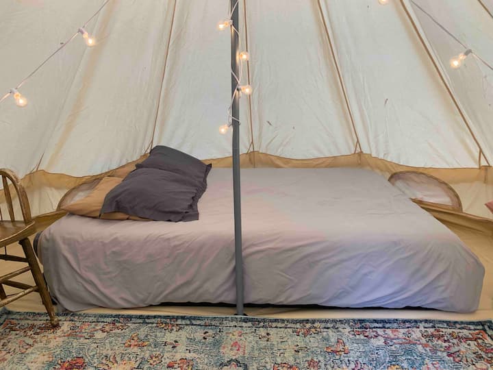 Tiki Hut Yurt- Kona - St. Ignace, MI
