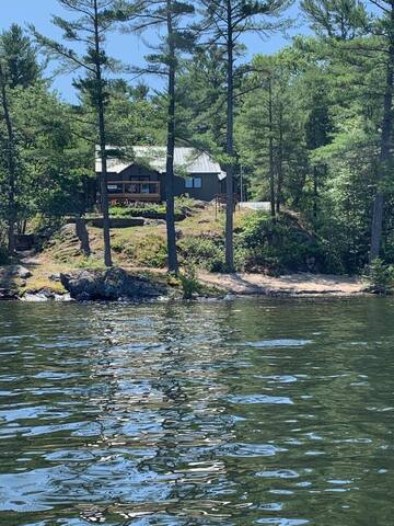 Airbnb Pointe Au Baril Vacation Rentals Places To Stay