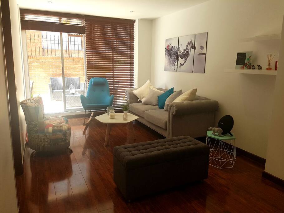 Sala con acceso a terraza
