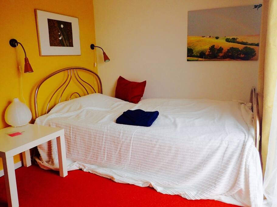 und so sieht das andere Zimmer aus
