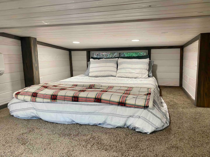 Loft with Queen Bed