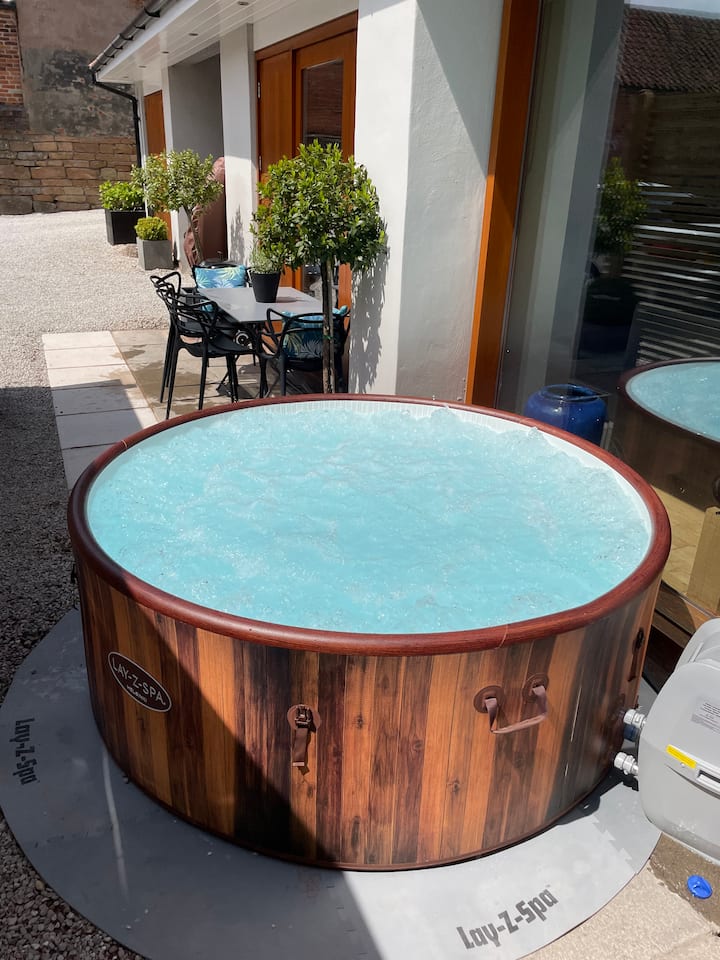 Top 10 Cabins With Hot Tub In Nottinghamshire, UK Updated 2024 Trip101