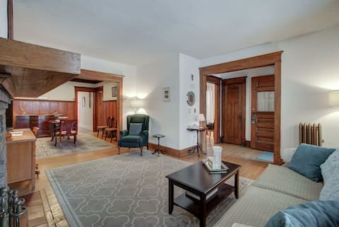 Successful Airbnb property: West Side Charmer with Off Street Parking in Buffalo