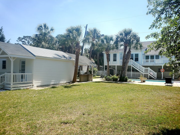 Savannah Beach Vacation Rentals & Homes - Tybee Island, GA | Airbnb