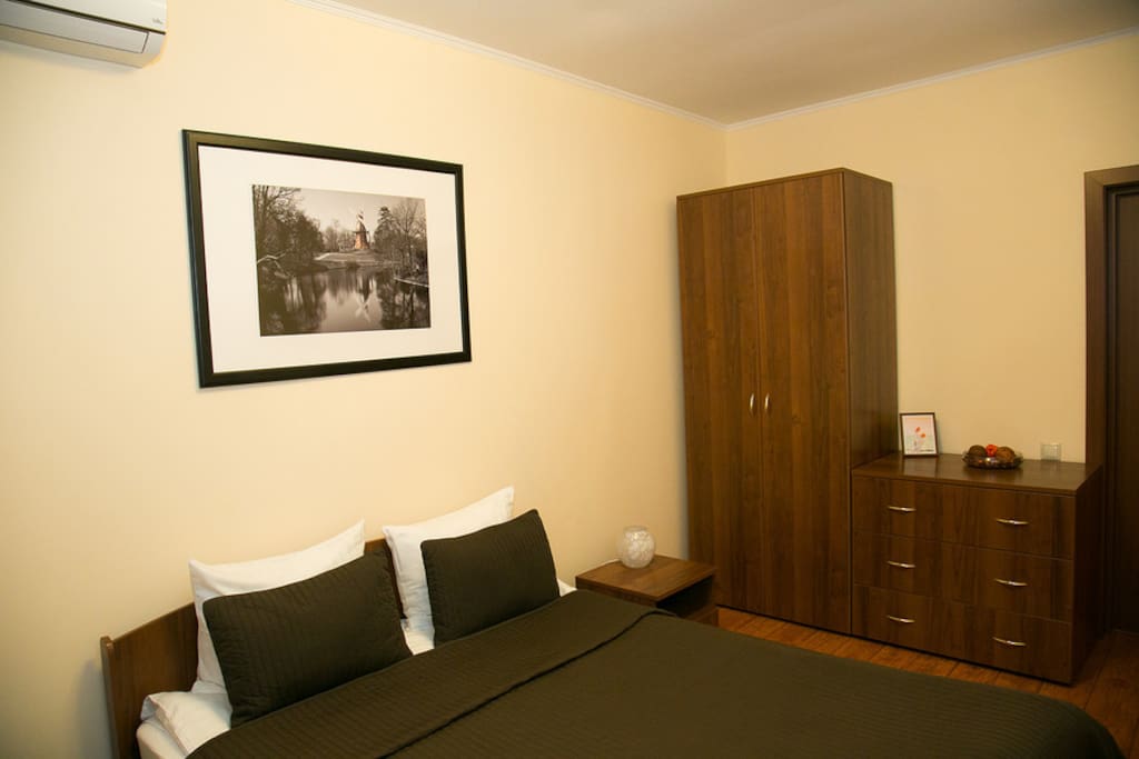 1st room
